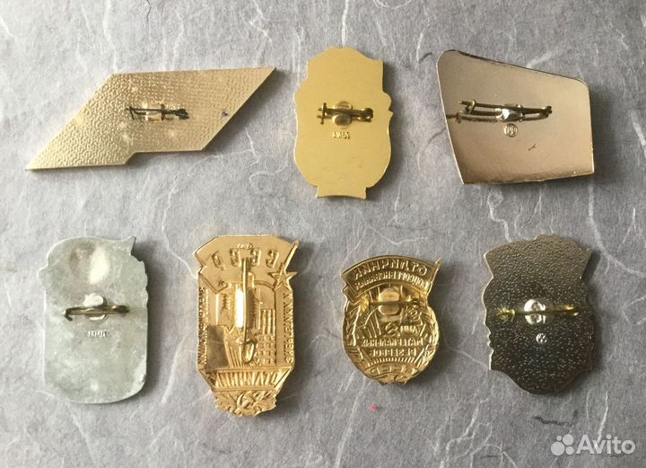 Нагрудные знаки СССР