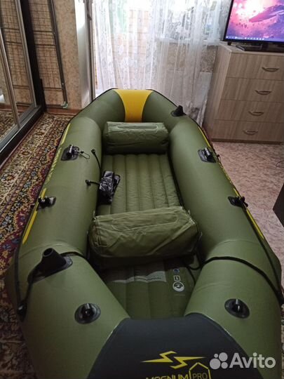 Надувная лодка пвх Magnum Pro300