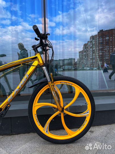 Велосипед на литых дисках