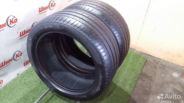 Pirelli P Zero 275/40 R19