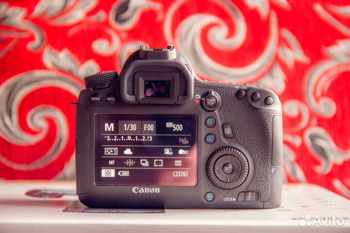 Canon 6D полный кадр. Пробег 7 тыс кадров