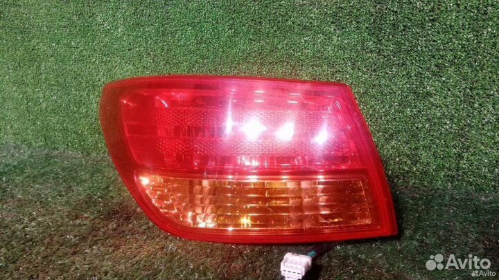 Фонарь задний левый Nissan Bluebird Sylphy