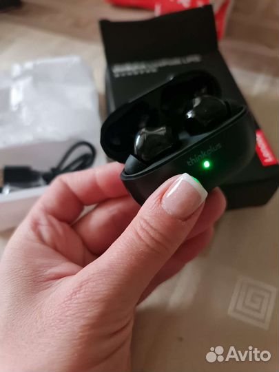 Беспроводные наушники lenovo