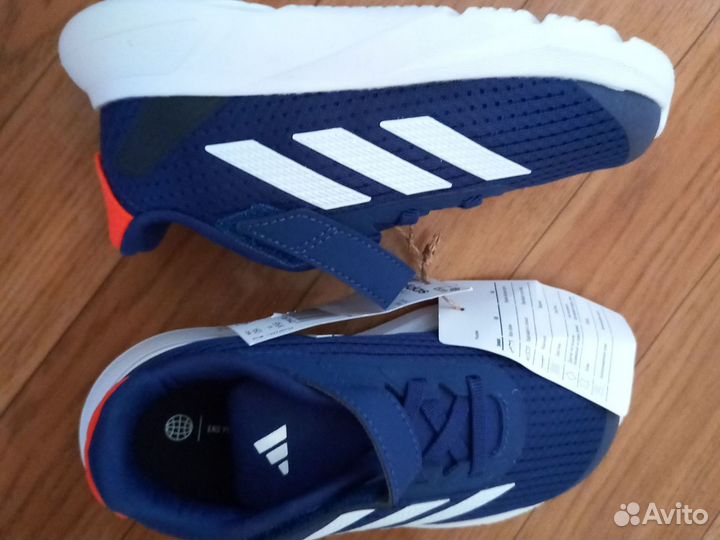 Кроссовки Adidas новые