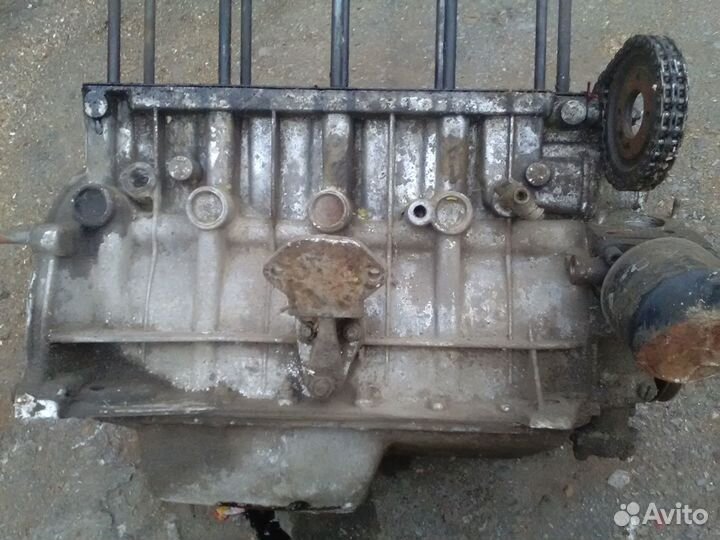 Блок двигателя узам