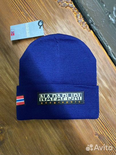 Мужская шапка