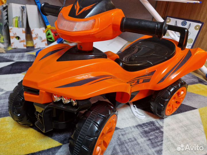 Квадроцикл, машина каталка