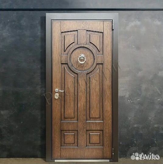 Утепленная металлическая дверь для дома
