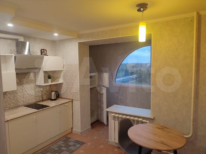 1-к. квартира, 46 м², 10/14 эт.