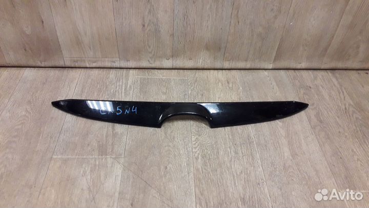 Молдинг решетки радиатора Mazda CX5 2014