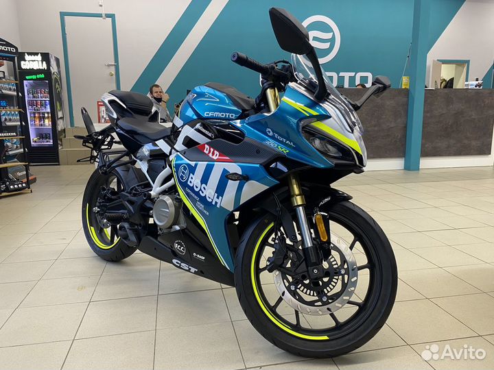 Cfmoto 300 SR (ABS)