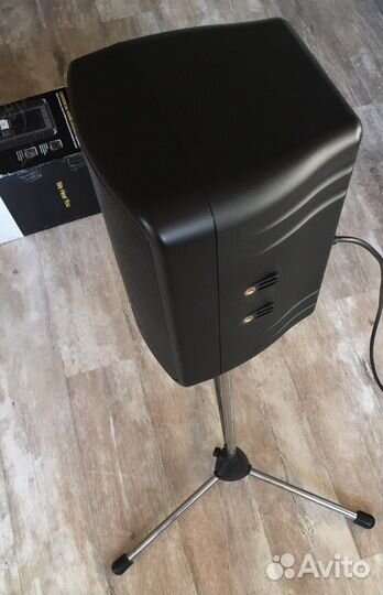 Активный монитор Behringer CE500A +стойка