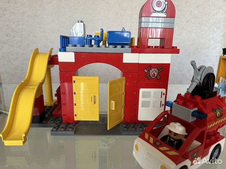 Lego duplo (город набором)