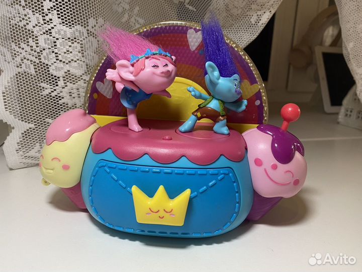 Музыкальная шкатулка Тролли