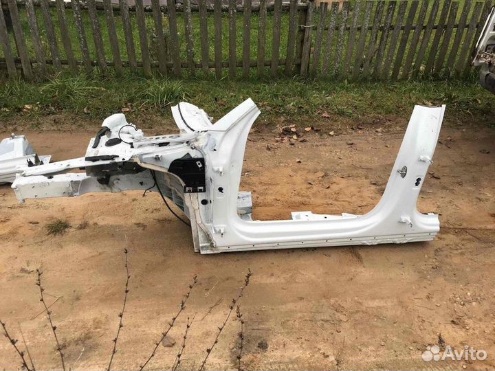 Лонжерон передний левый Audi A8/S8