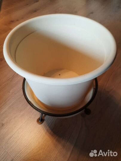 Подставка под цветочный горшок