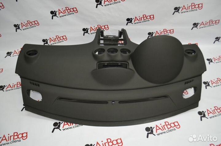 Торпедо панель приборов Peugeot 308