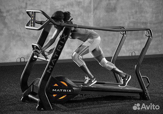 Беговой тренажёр Matrix S-Drive Performance Traine