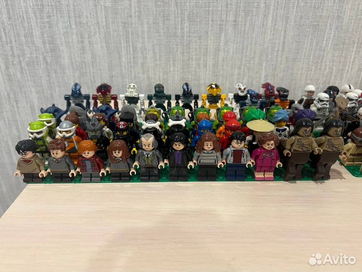 Lego минифигурки