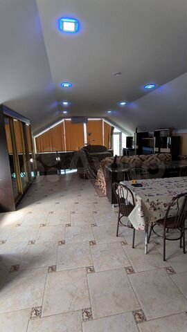 3-к. квартира, 130 м², 3/3 эт.