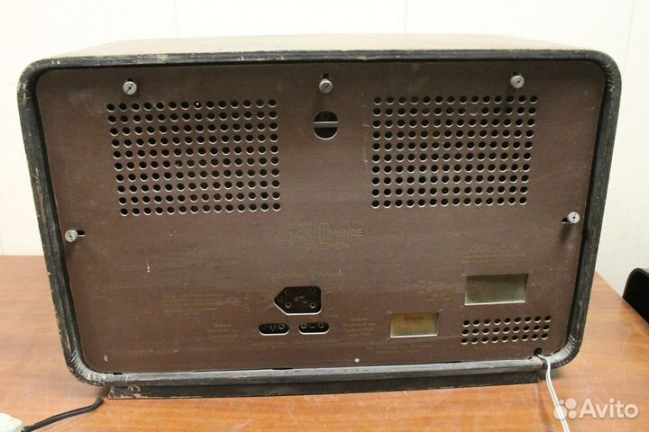 Ламповый приёмник Nordmende Bremen 67