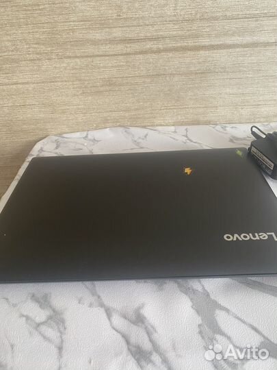 Ноутбук Lenova