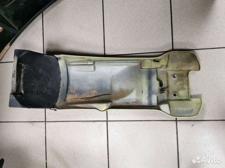 Крыло заднее bmw r 1100 gs