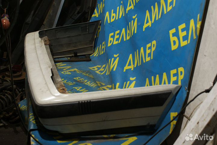 Задний бампер Volvo 850