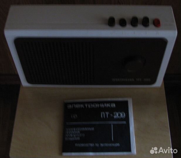 Трехпрограммный приемник проводного вещания