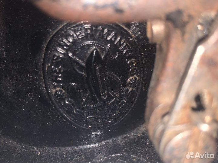 Швейная машина Singer