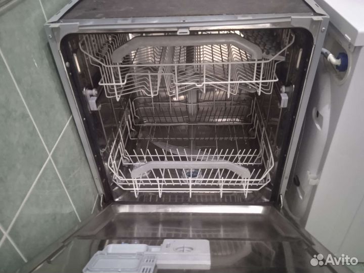 Посудомоечная машина hotpoint Ariston