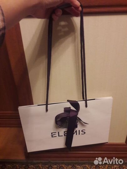Пакеты Elemis и Erborian