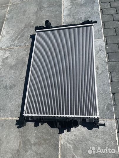 Радиатор охлаждения форд-Мондео, Вольво,Ренж-ровер