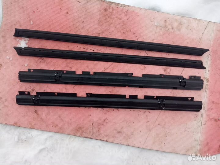 Шторка Audi a8 d3