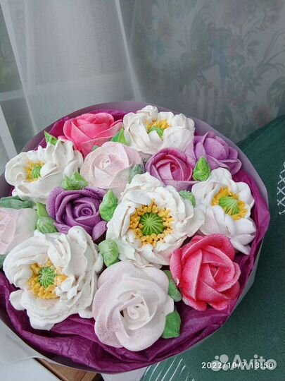 Розы и хризантемы зефирные