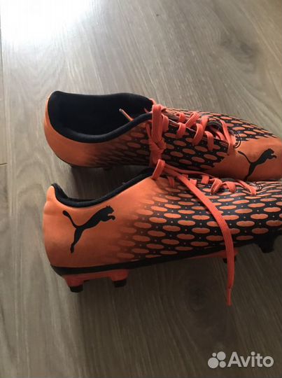 Футбольные бутсы