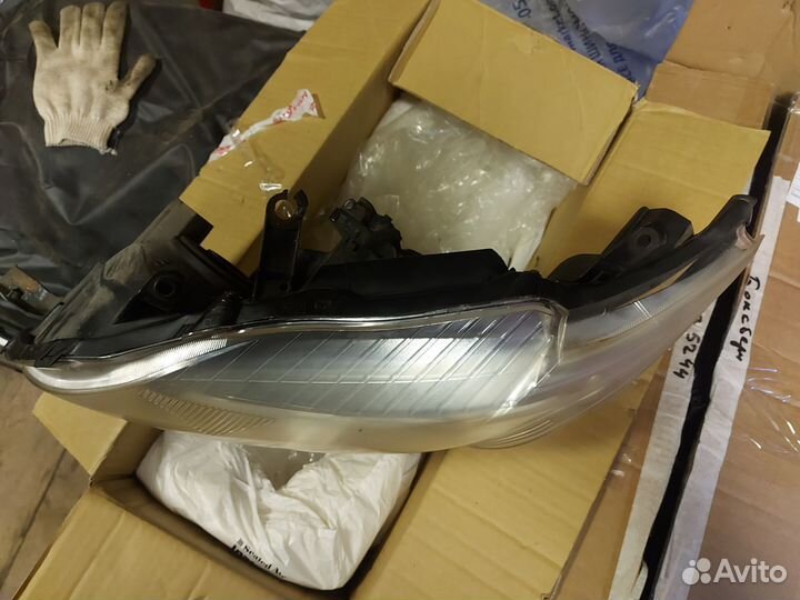 Фара левая тойота королла 150