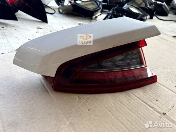 Фонарь задний левый Kia Stinger (2017-2022)