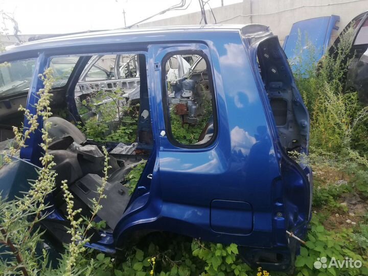 Кузов Мазда демио