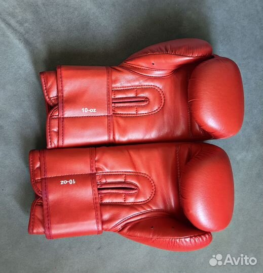 Боксерские перчатки 10 oz Demix