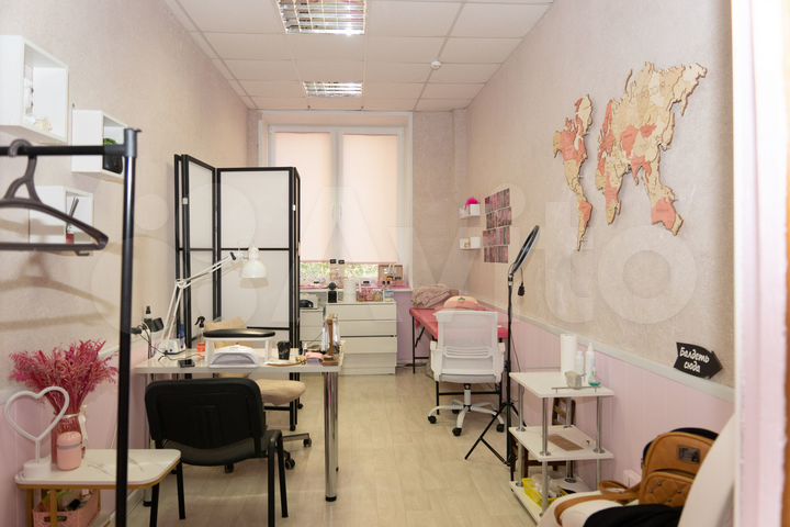 600 м² С арендаторами, 1 линия