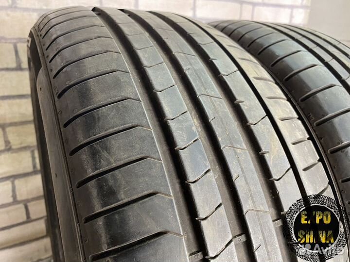 Pirelli P Zero PZ4 245/45 R18