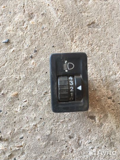Кнопка коректора фар suzuki g.v