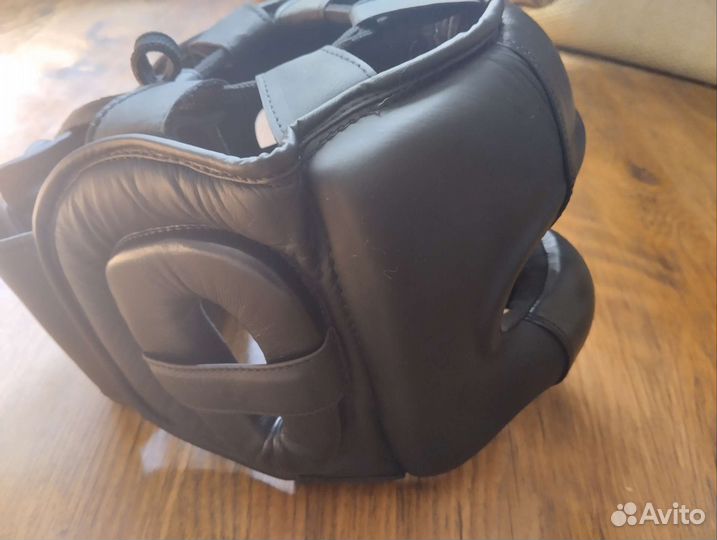 Боксерский шлем