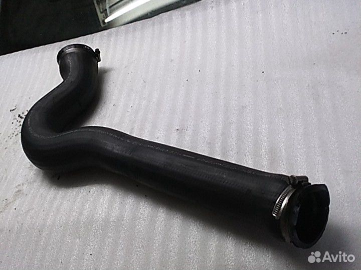 Пежо 307 1,6/2,0HDI патрубок интеркулера