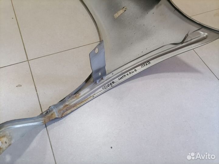 Крыло переднее правое Dodge Intrepid 1998-2004