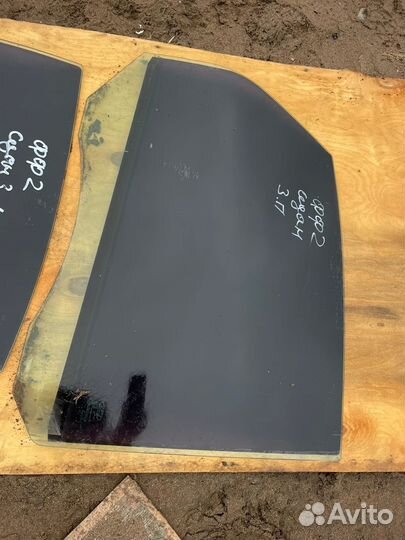 Фокус 2 седан стекло двери заднее