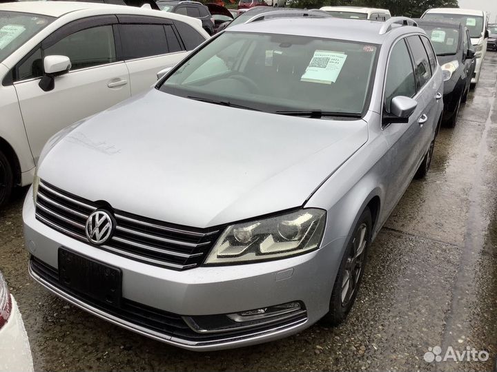 Уплотнитель капота задний Volkswagen Passat B7