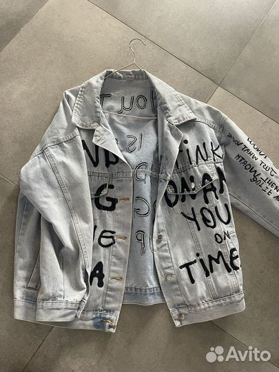 Джинсовая куртка