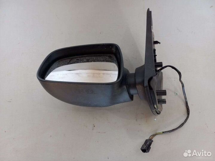 Зеркало левое Renault Logan седан 1.6 2014